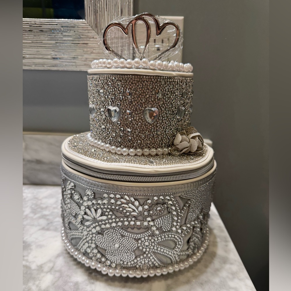 Betsy Johnson Wedding Cake Purse - New Unsused